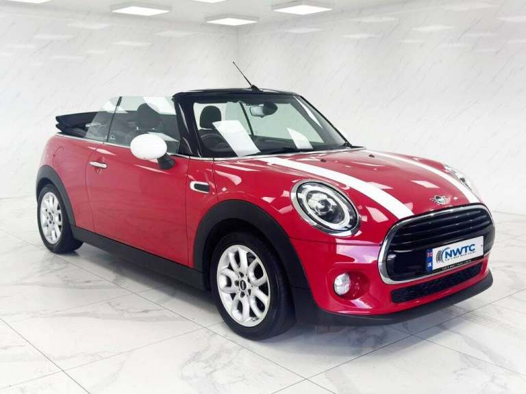 2018 MINI Convertible 1.5 Cooper Classic Convertible 2dr Petrol Manual Euro 6 (s/s) (136 ps) 1 FO...