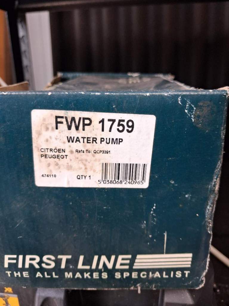 Citroen Peugeot engine water pump FWP 1759 