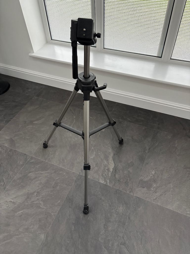 Miranda Titan TP20 tripod