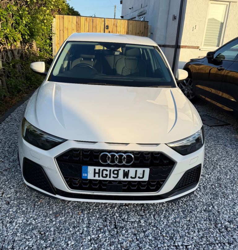 Audi, A1, Hatchback, 2019, Manual, 999 (cc), 5 doors