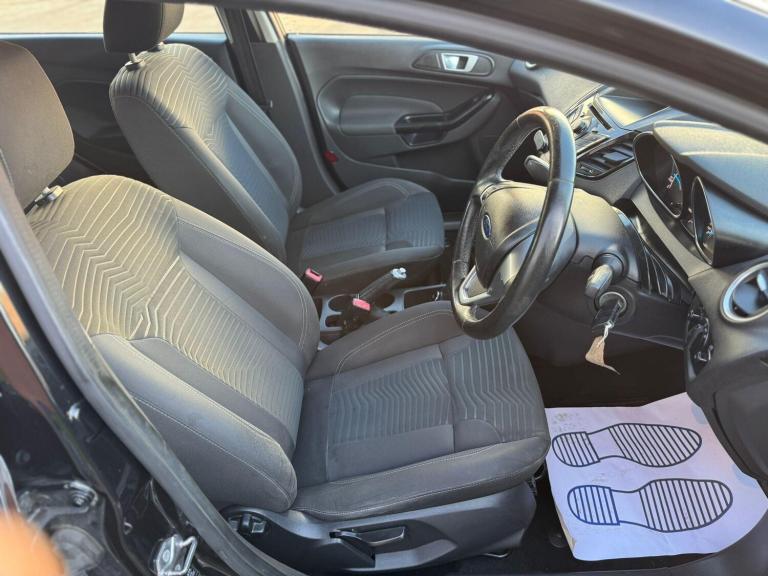 2013 Ford Fiesta 1.6 TDCi Zetec ECOnetic 5dr HATCHBACK DIESEL Manual