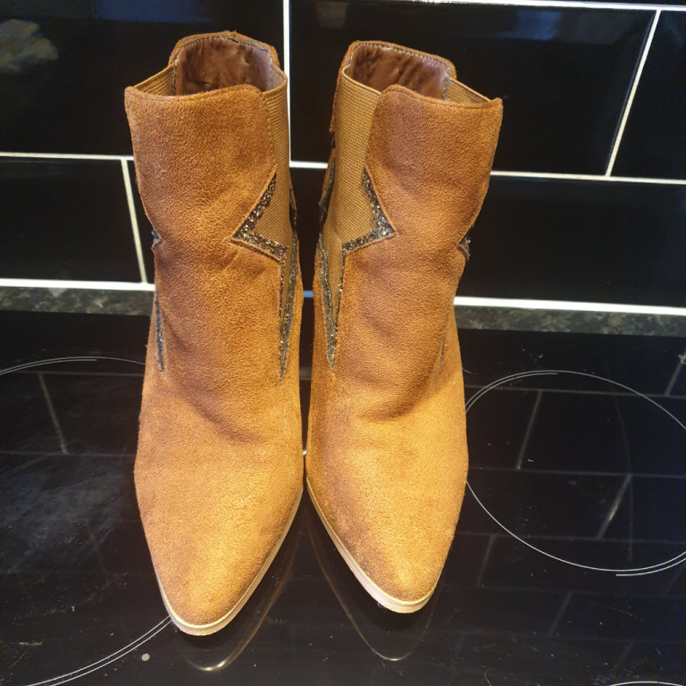 Brand new ladies AZAREY boots