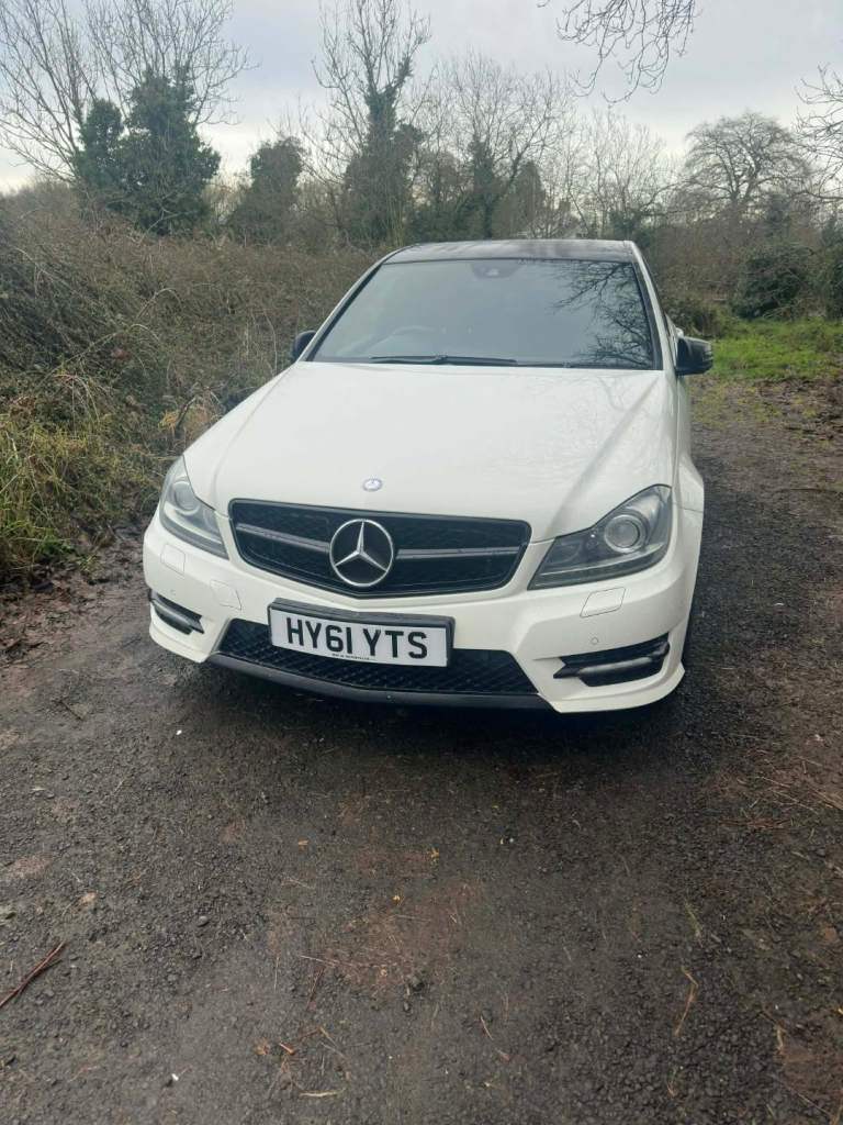 Mercedes-Benz, C CLASS, Saloon, 2011, Semi-Auto, 2143 (cc), 4 doors