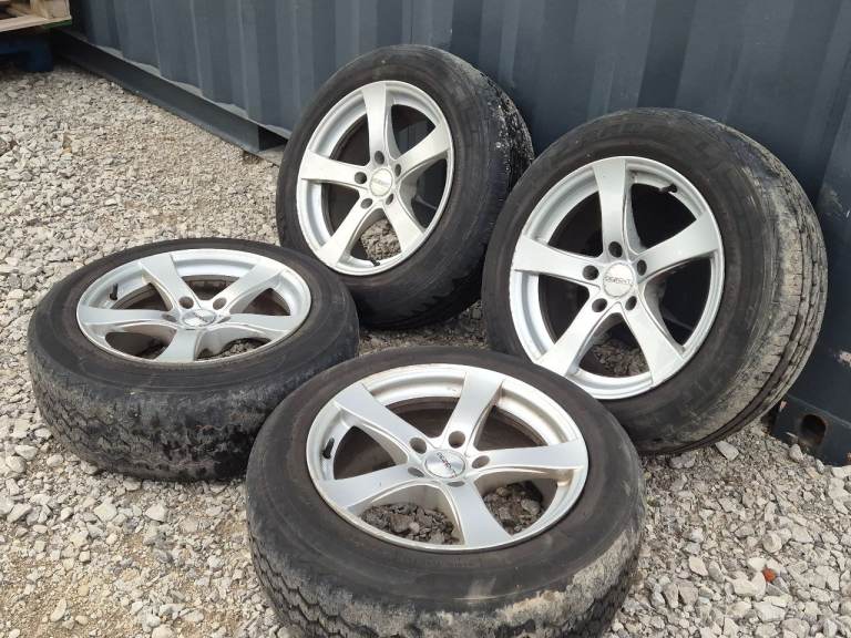 🌟 Vauxhall vivaro 17 inch alloy wheel with MATCHING TYRES 7M++ 5x120 VIVARO TRAFFIC