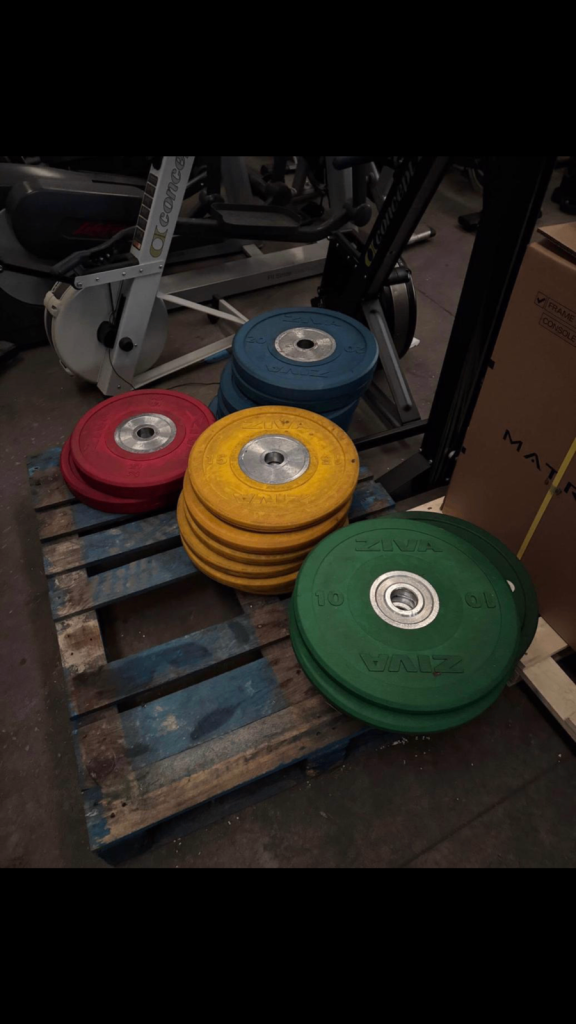 Exercise Equipment; treadmills, cross trainers, Bikes, weight lifting machine spare and repair lot