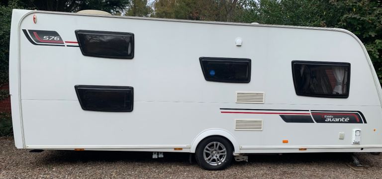 2013 Elddis Avante 576 , 6 berth with Motor Mover and New Awning 