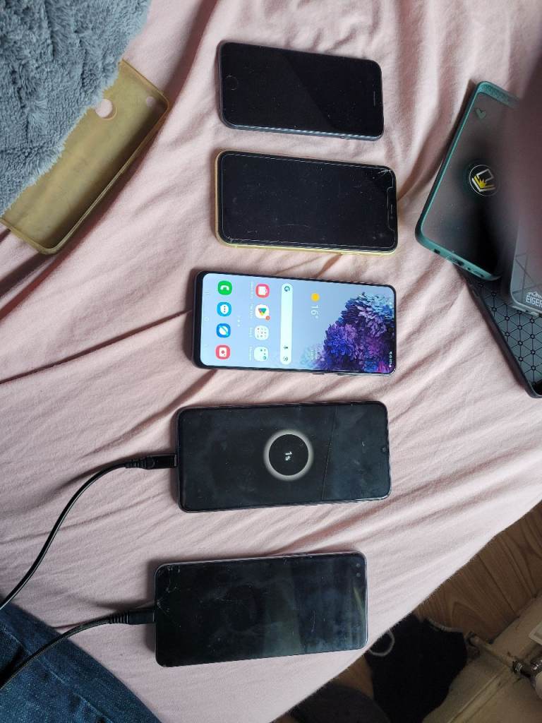 Job Lot of Mobile Phones – Spares or Repairs