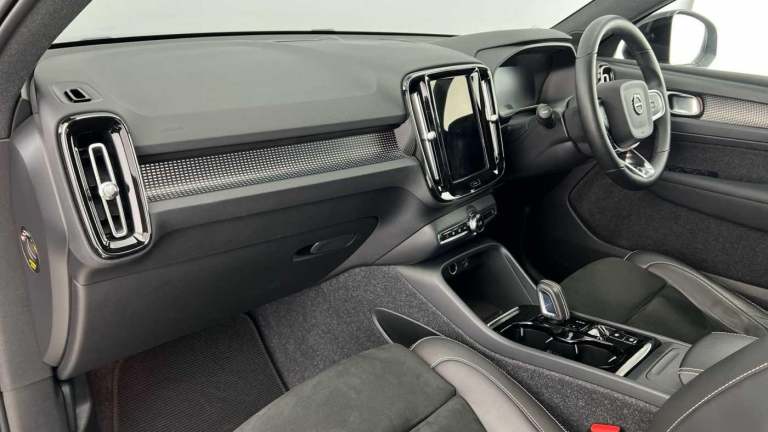 2021 Volvo XC40 2.0 B4 MHEV R-Design SUV 5dr Petrol Hybrid DCT Auto Euro 6 (s/s) (197 ps) ESTATE ...