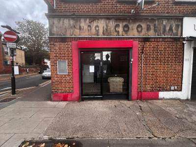Corner Shop to Rent 