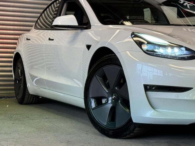 TESLA MODEL 3 (Dual Motor) Long Range Auto 4WDE 4dr 2021