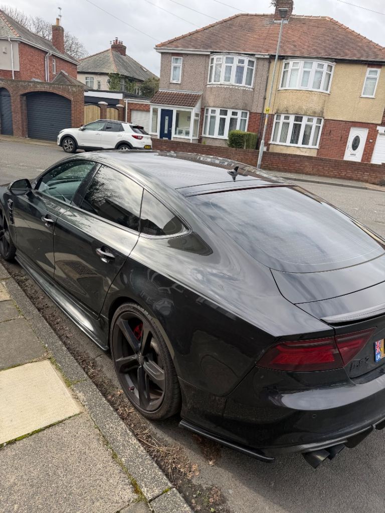 Audi, 2014, 3990 (cc)