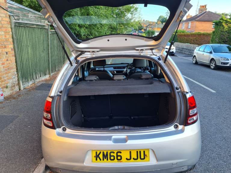 Citroen, C3, Hatchback, 2016, Manual, 1199 (cc), 5 doors