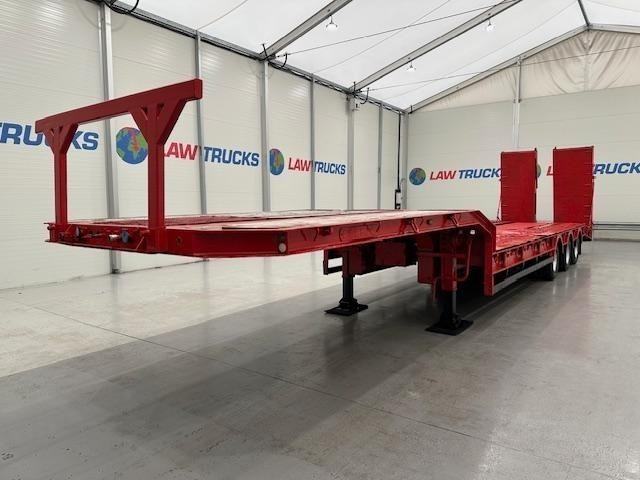 King GTS 44 Tri Axle Machinery Carrier Lowloader