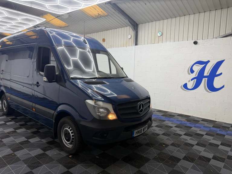 2018 Mercedes-Benz Sprinter 3.5t Van WORKSHOP TYRE  PANEL VAN Diesel Manual