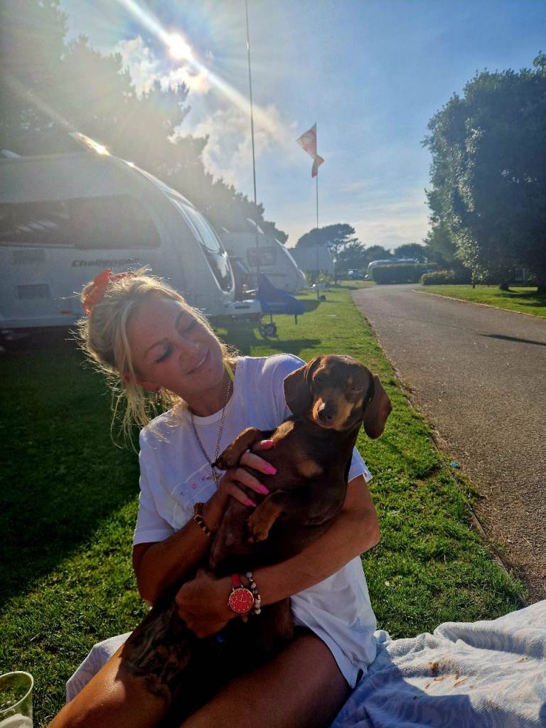 PRA CLEAR DACHSHUND 