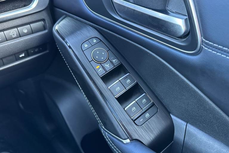 2022 Nissan Qashqai 1.3 DiG-T MH Tekna 5dr Hatchback Petrol Manual