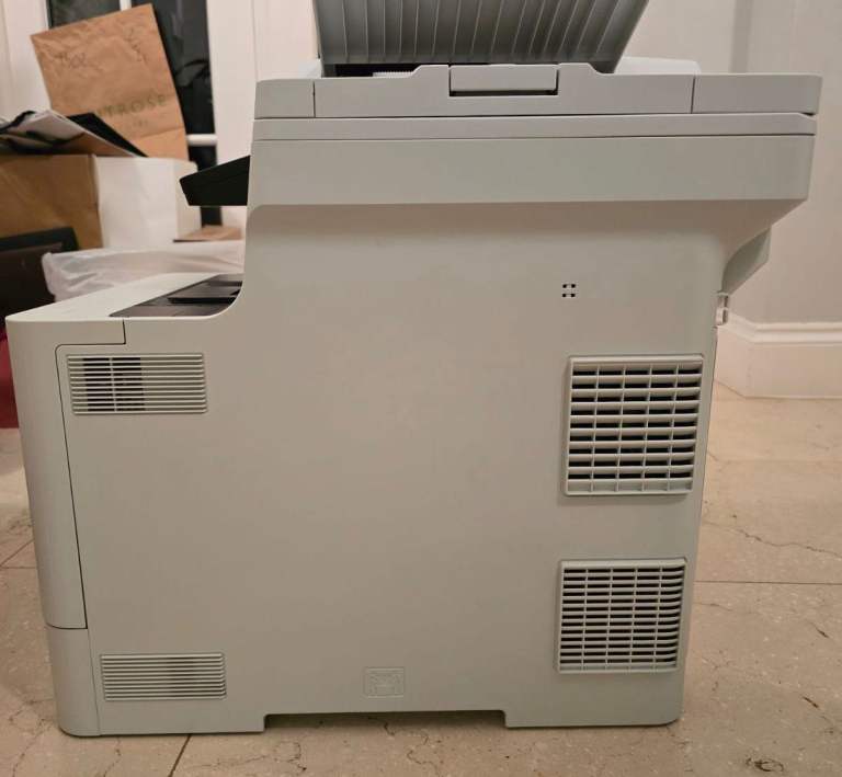 Brother MFC-L8690CDW Colour Laser Printer/Scanner