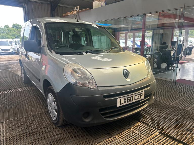 2010 Renault Kangoo Kangoo Extreme 16v Auto MPV PETROL Automatic