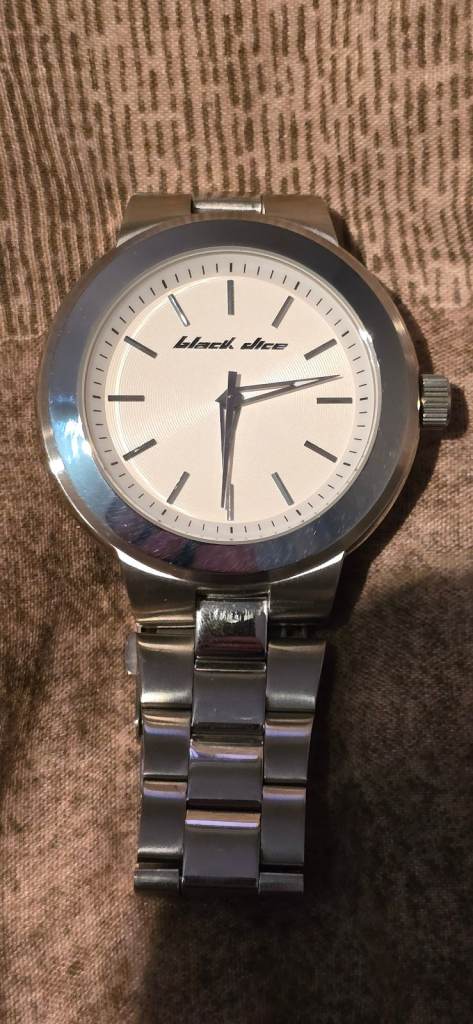 6 STYLISH GENTS WATCHES FOR SALE