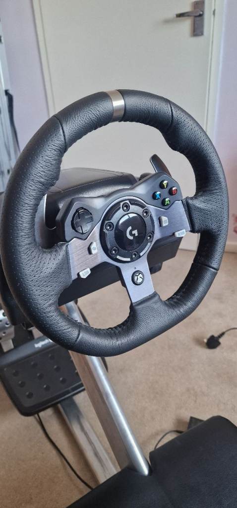 Logitech G920 Racing Wheel + Shifter + Playseat Evolution – Full Sim Setup