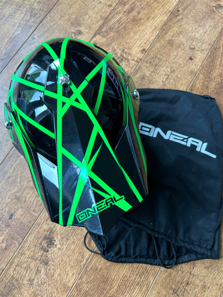 ONeal Black / Green M motocross helmet