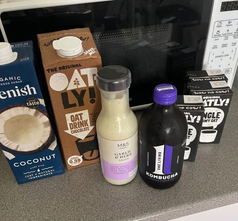 Food/drinks all within date 