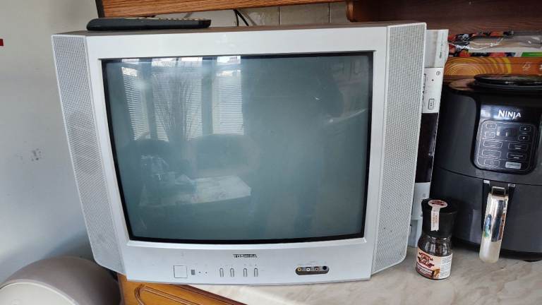 TV Toshiba