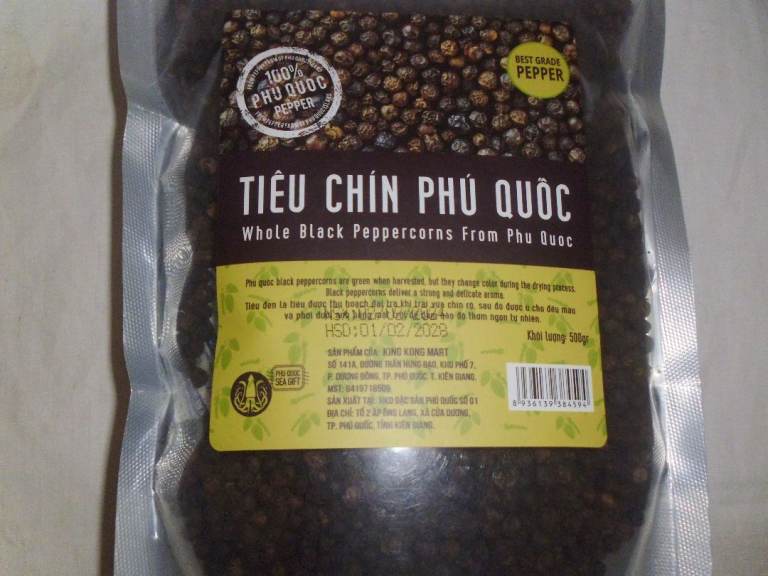 0.5 KILO OF PHU QUOC BLACK PEPPERCORNS