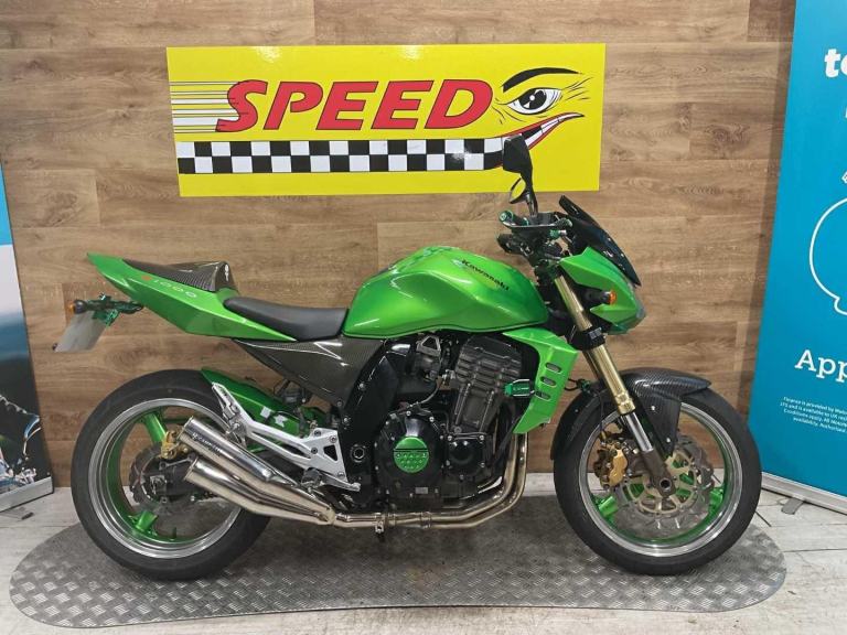 KAWASAKI Z1000