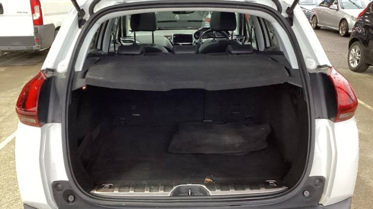 2018 Peugeot 2008 1.2 PureTech Allure Premium 5dr [Start Stop] HATCHBACK PETROL Manual