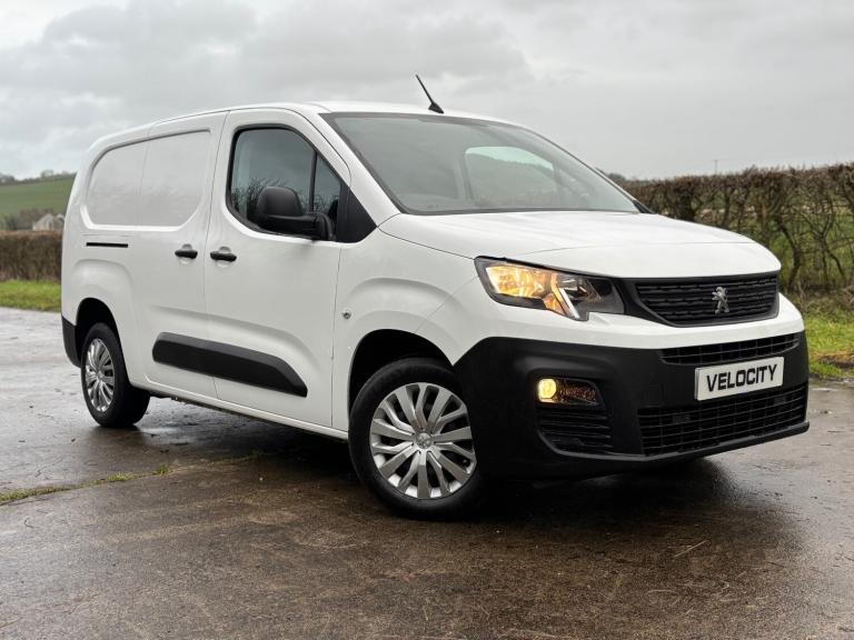 image for 2020 Peugeot Partner 850 1.5 BlueHDi 100 Professional Crew Van PANEL VAN Diesel Manual