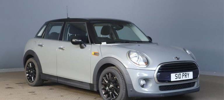 MINI Hatch 1.5 Cooper Auto Euro 6 (s/s) 5dr Petrol Automatic