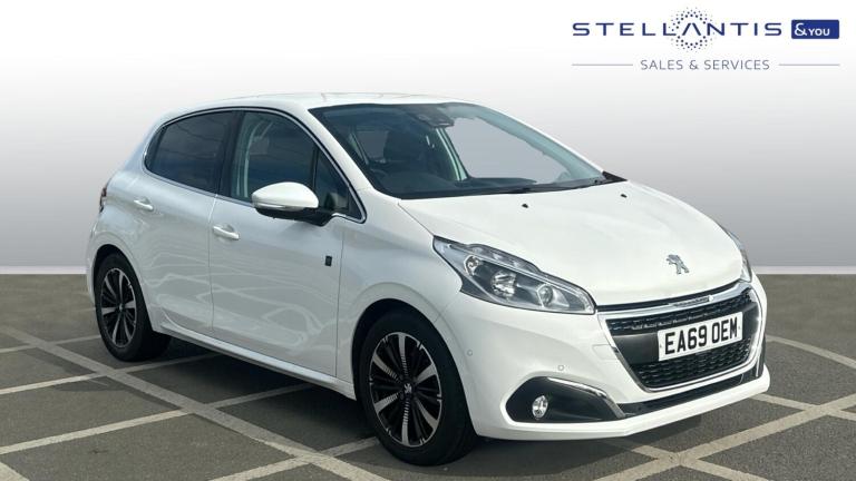 2019 Peugeot 208 1.2 PureTech Tech Edition Hatchback 5dr Petrol Manual Euro 6 (s/s) (82 ps) Hatch...