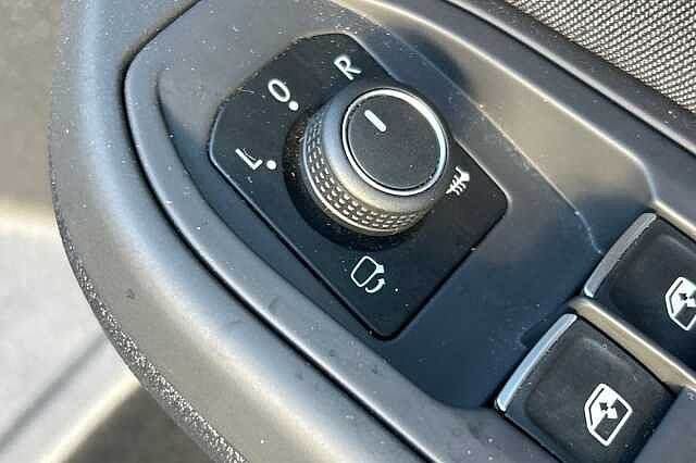 2022 Volkswagen Golf 1.5 eTSI 150 Style 5dr DSG Estate Petrol Automatic