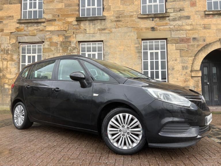 2017 Vauxhall Zafira Tourer 1.4i Turbo Design Euro 6 5dr MPV Petrol Manual