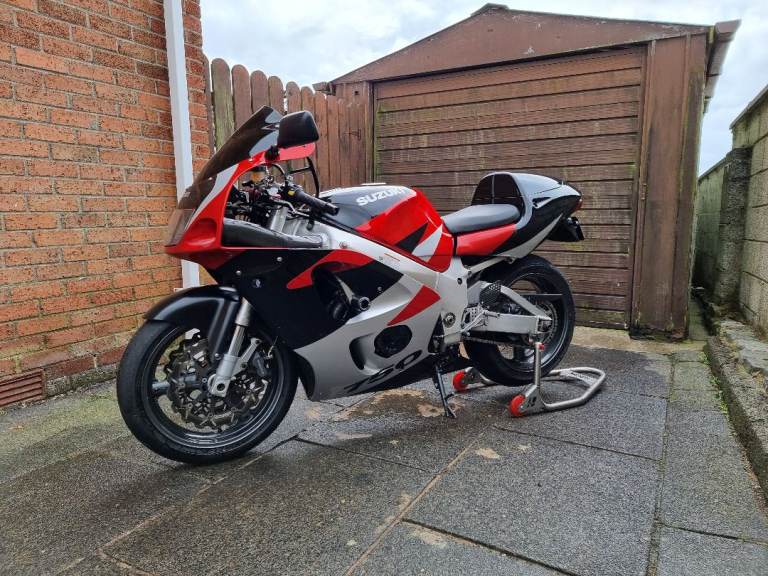 Suzuki, GSX-R, 2000, 749 (cc)