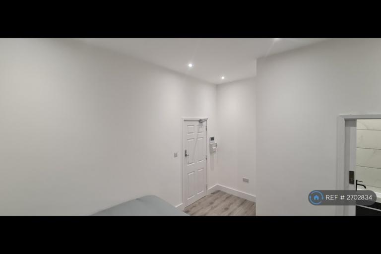 1 bedroom in Southchurch Road, Southend-On-Sea, SS1 (#2702834)