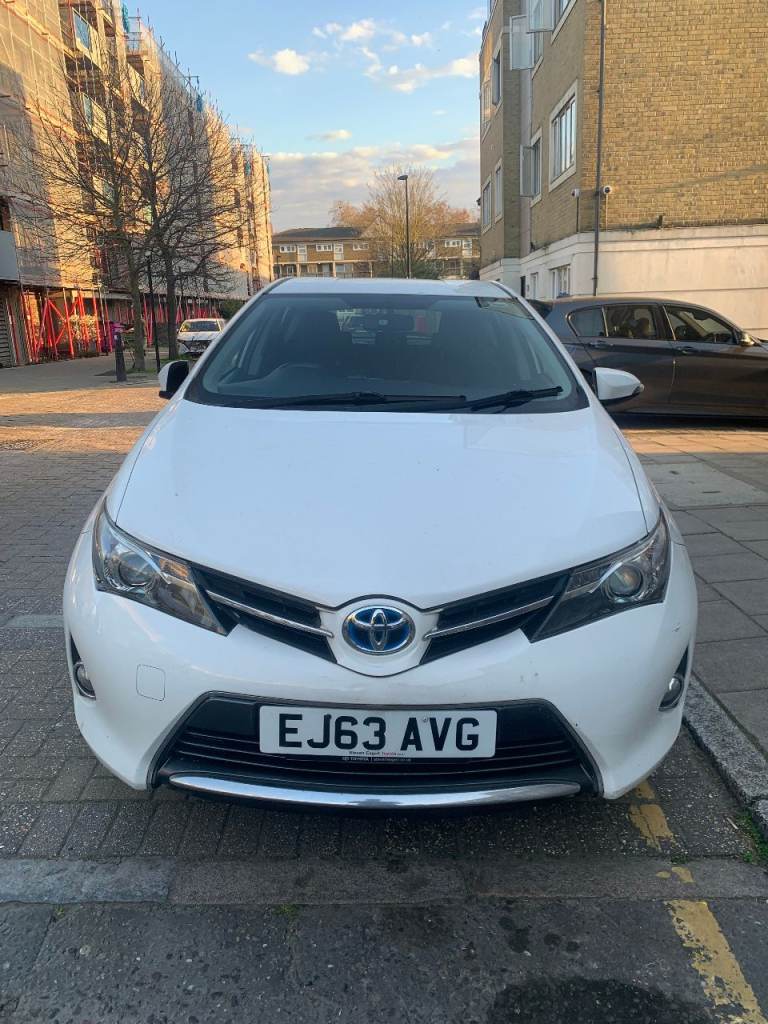 2014 Toyota Auris