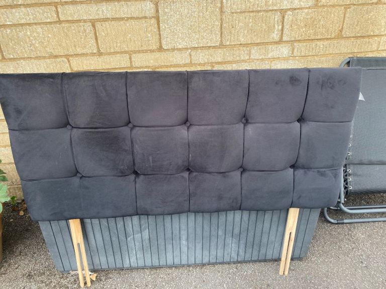 Small Double Black Tufted Velvet Headboard – Good Condition