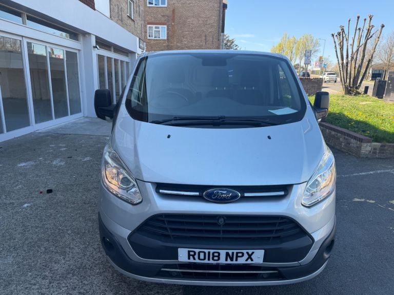 Ford Transit Costum L2H1 Lwb