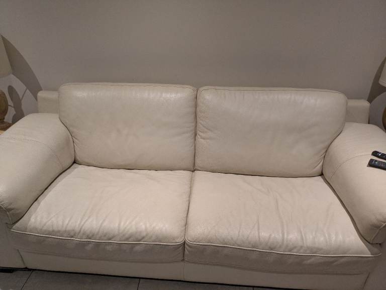 Cream Leather 3 Seater Sofa. Violino