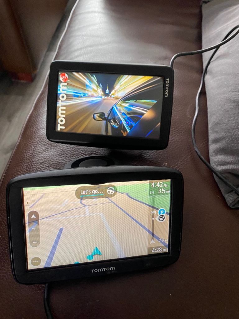 Sat nav x2