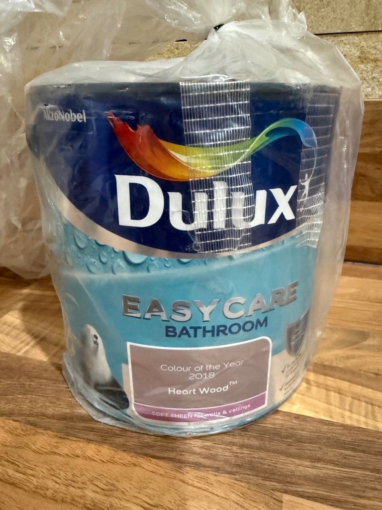 Dulux Easycare bathroom Paint - Heart Wood 2.5 Litres