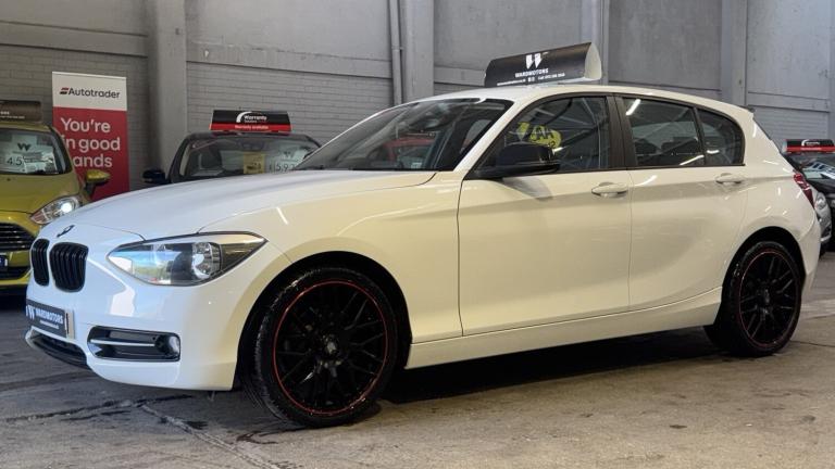BMW 1 SERIES 2.0 118d Sport Diesel White 5dr LOW TAX+SATNAV+DAB 2014