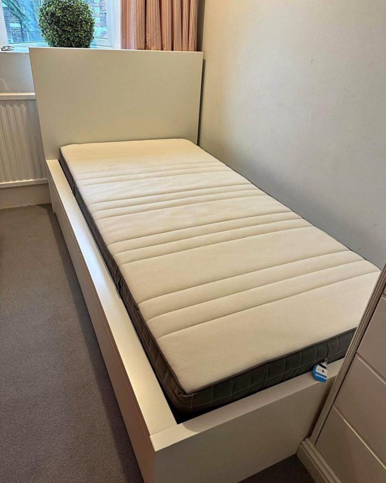 IKEA malm white single bed with 2 drawers 