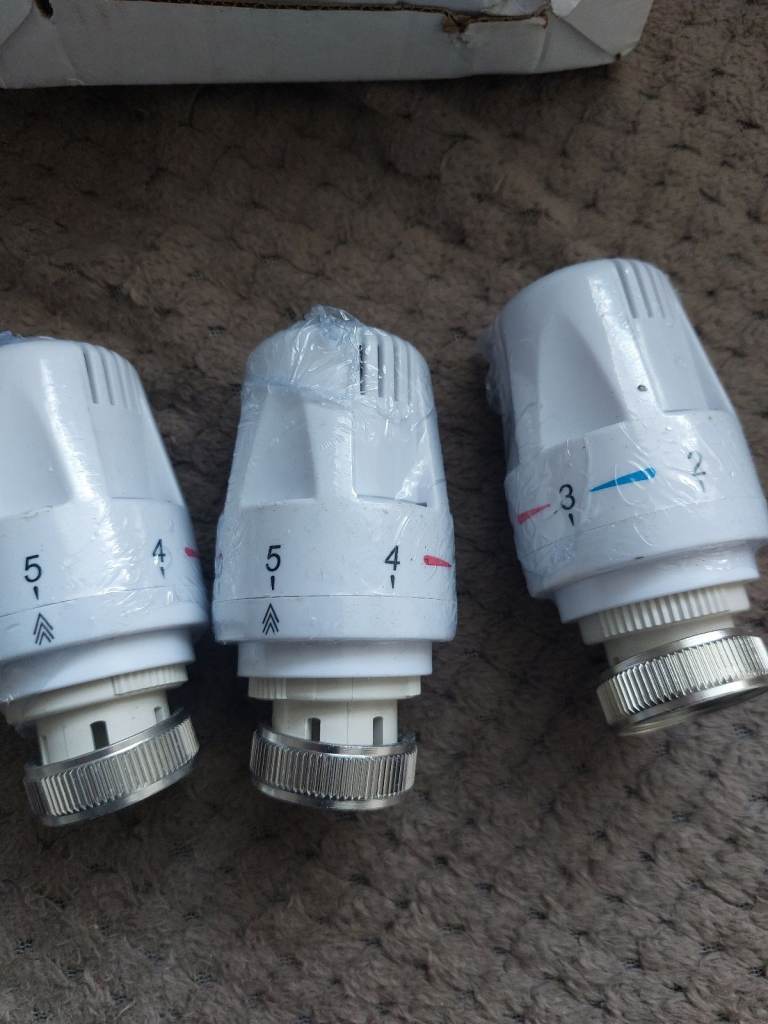 Three thermostat radiator vsles