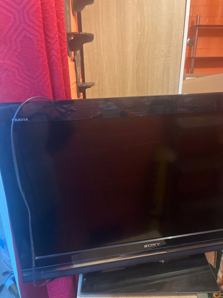 Sony Bravia 32 inch TV full working order