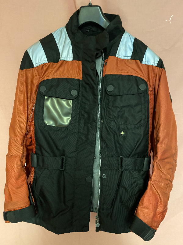 Ladies BMW motorcycle outfit