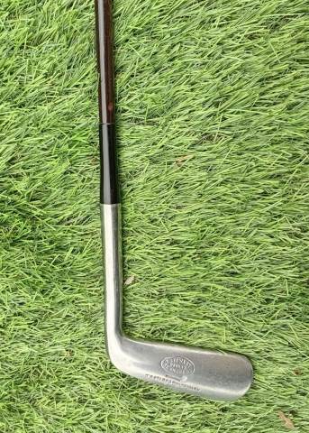 Golf Club - PUTTER ( Rare - Vintage - Collectable ) Tom Stewart
