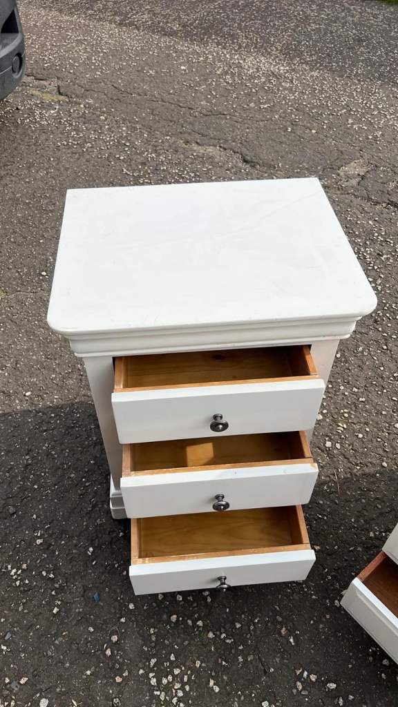 White Wooden Bedside Table with 3 Drawers – Good Condition